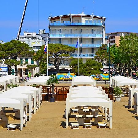 Sunbeach Apartments Линьяно-Саббьядоро Экстерьер фото