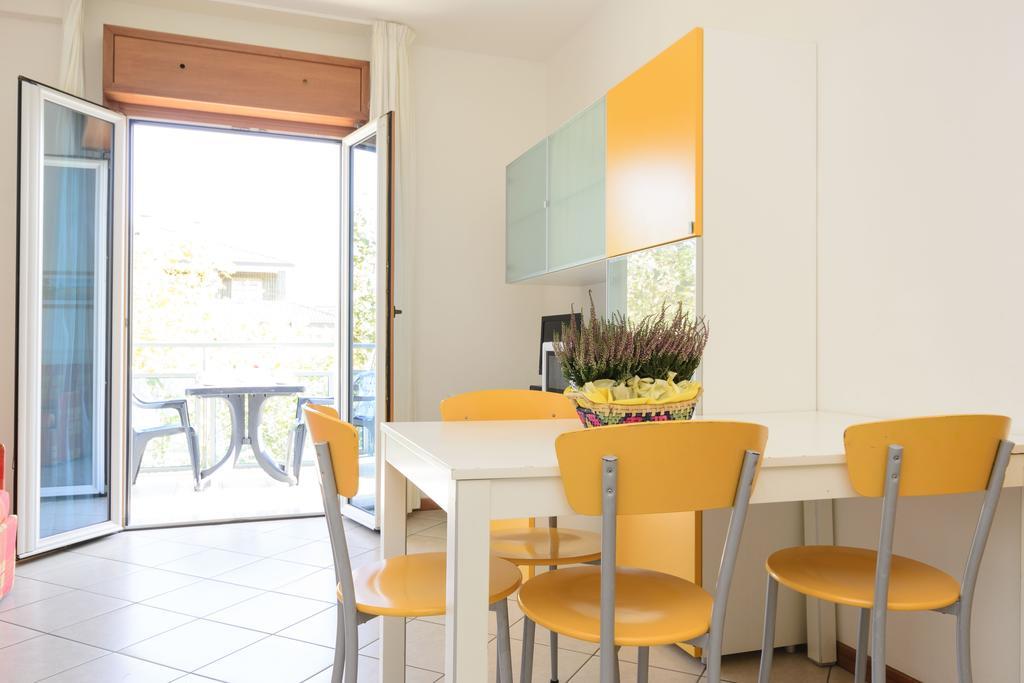 Sunbeach Apartments Линьяно-Саббьядоро Экстерьер фото