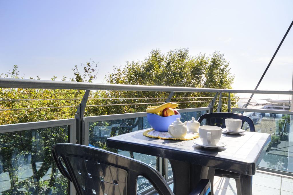 Sunbeach Apartments Линьяно-Саббьядоро Экстерьер фото